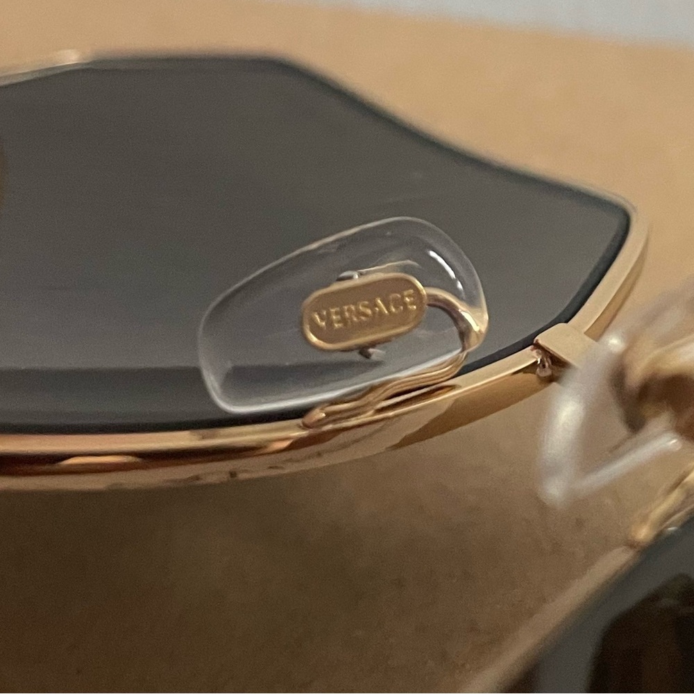 Versace Sunglasses - Picture 5 of 6